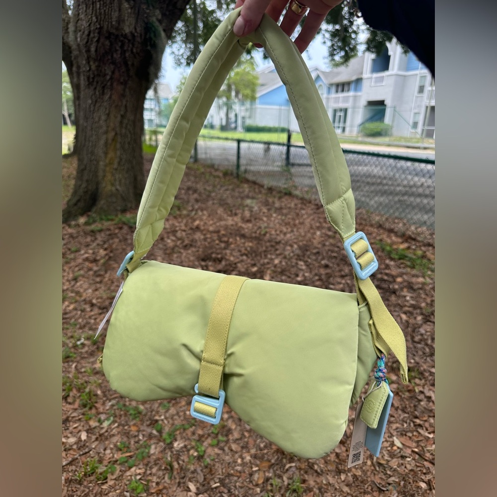 NWT Coachtopia Puffy Dinky Bag